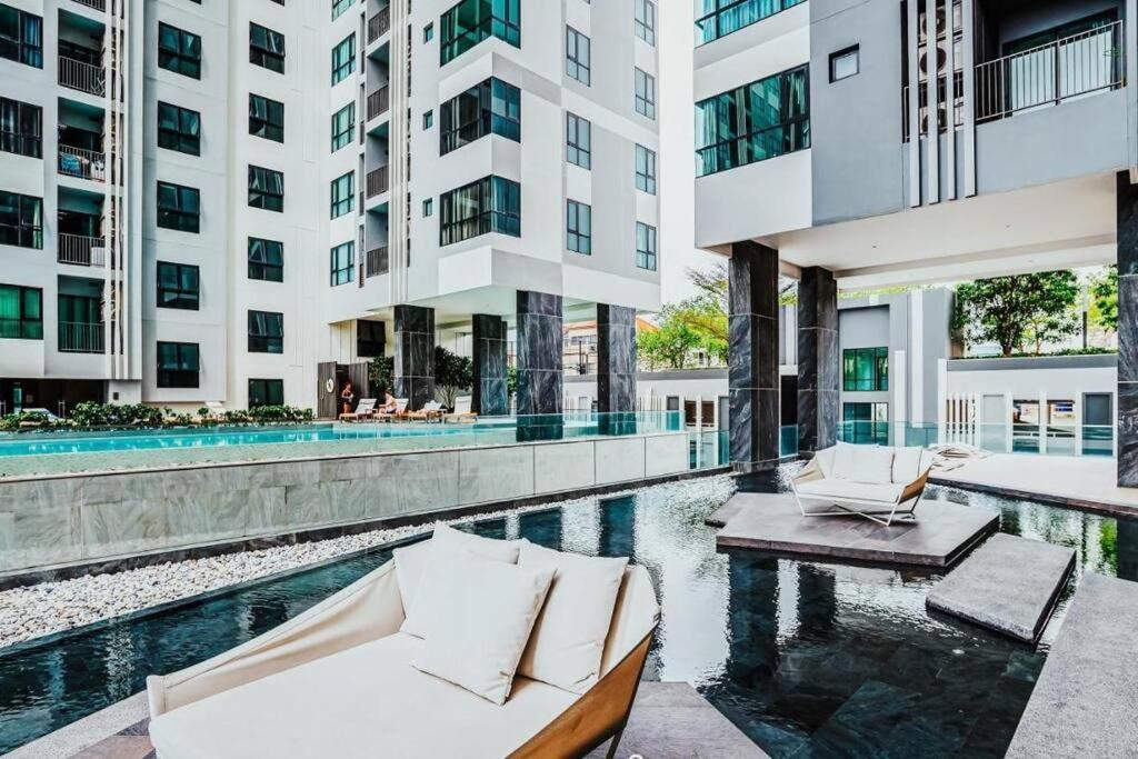 Sea View 2 Bed Room Condo @ Central Pattaya Εξωτερικό φωτογραφία
