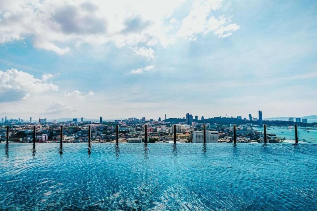 Sea View 2 Bed Room Condo @ Central Pattaya Εξωτερικό φωτογραφία